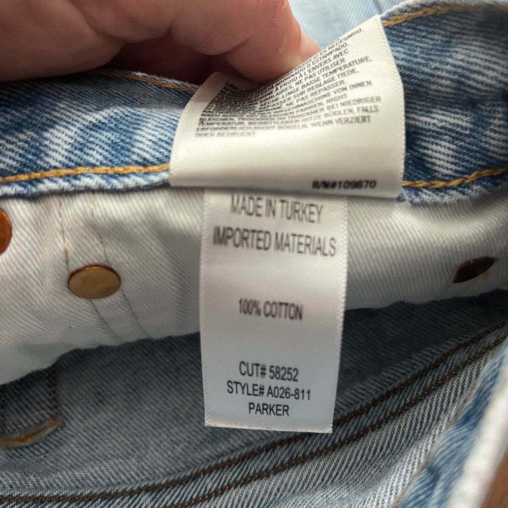 AGOLDE Parker Shorts - Picture 3 of 4